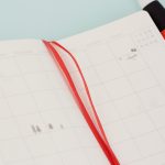 Ежедневник на кнопке "Beauty cat" (черное платье) А6, 112 страниц.