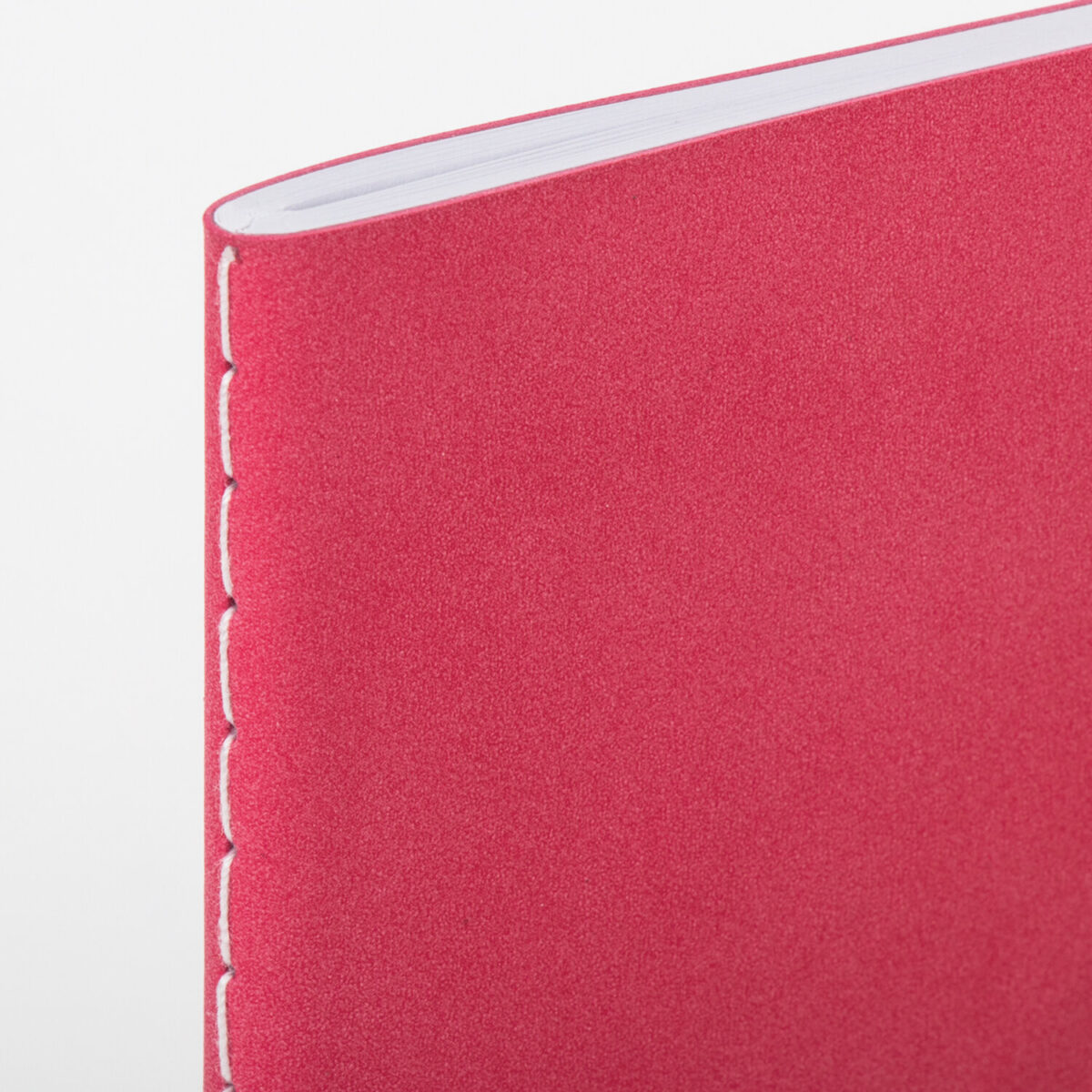 Скетчбук для графики BRAUBERG CAPRISE, сшивка, обложка кожзам под замшу, A5 (147х210мм), 70 г/м2, 48