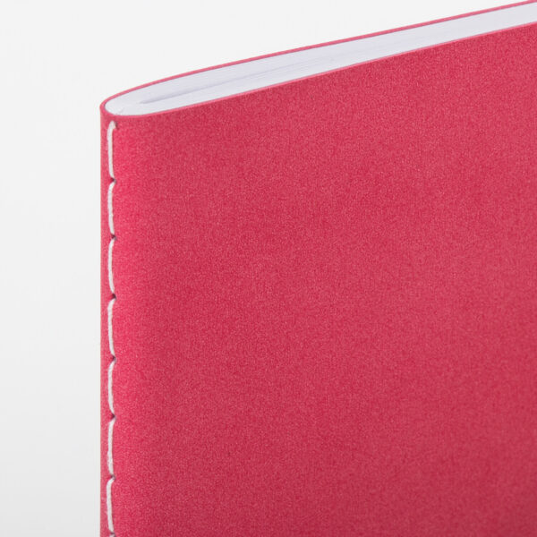 Скетчбук для графики BRAUBERG CAPRISE, сшивка, обложка кожзам под замшу, A5 (147х210мм), 70 г/м2, 48